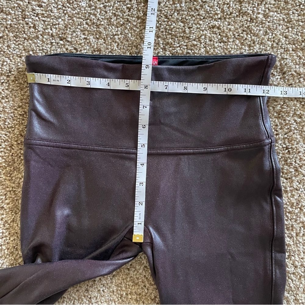 NWOT Spanx Faux Leather Leggings Women’s M Wine Purple Shine Sleek Skinny #2437 - Picture 12 of 15